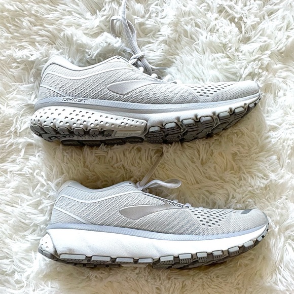 Brooks Shoes - Brook’s Ghost 12 White/Grey Women’s Running Shoes, 8